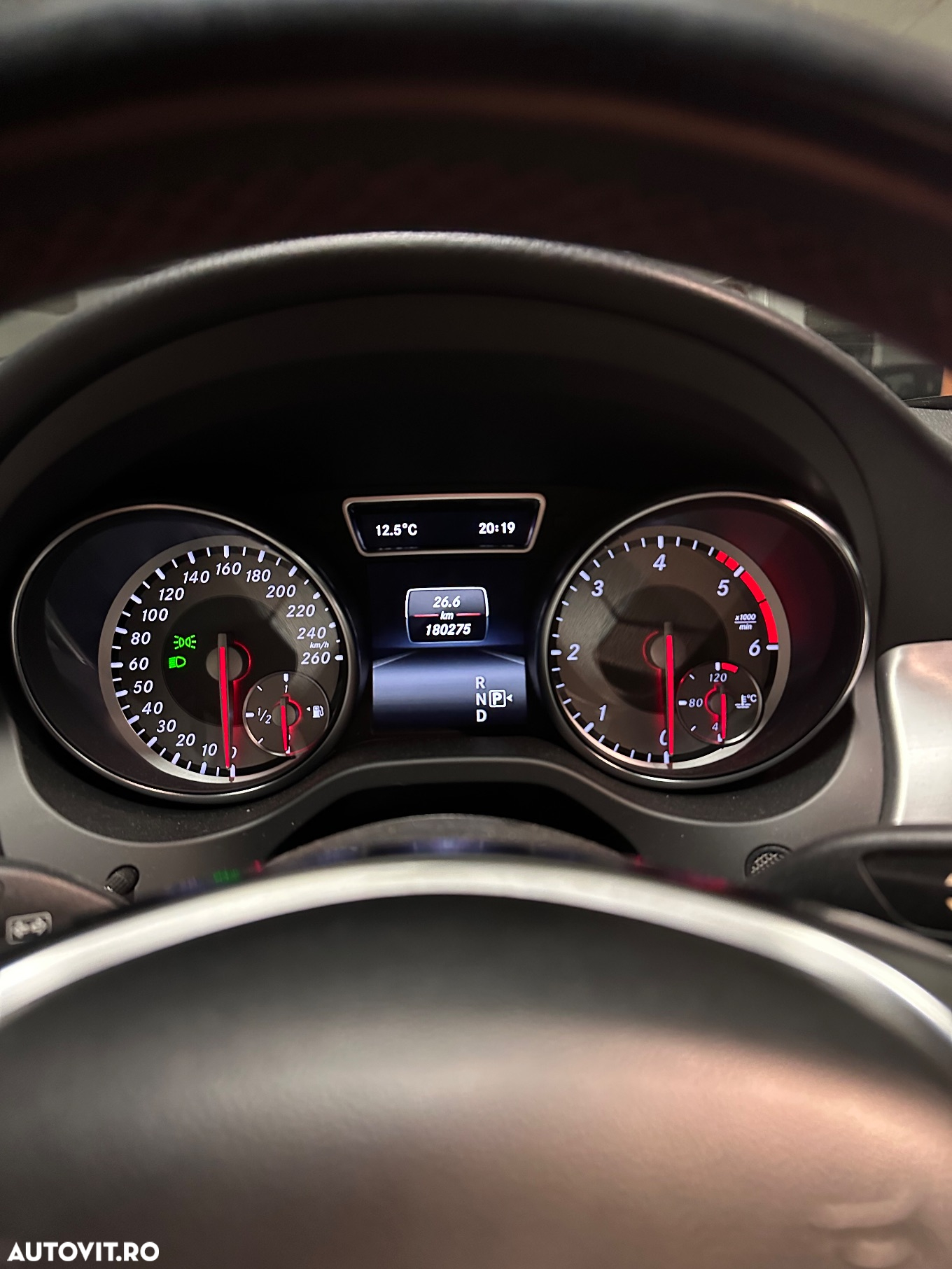 Mercedes-Benz GLA 220 CDI 4Matic 7G-DCT AMG Line - 9