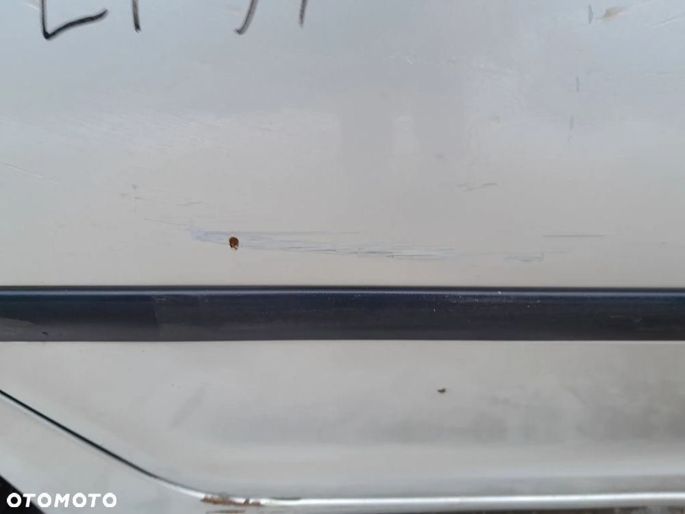 SKODA OCTAVIA II DRZWI PRAWE TYLNE PRAWY TYŁ KOLOR: LF7T - 6