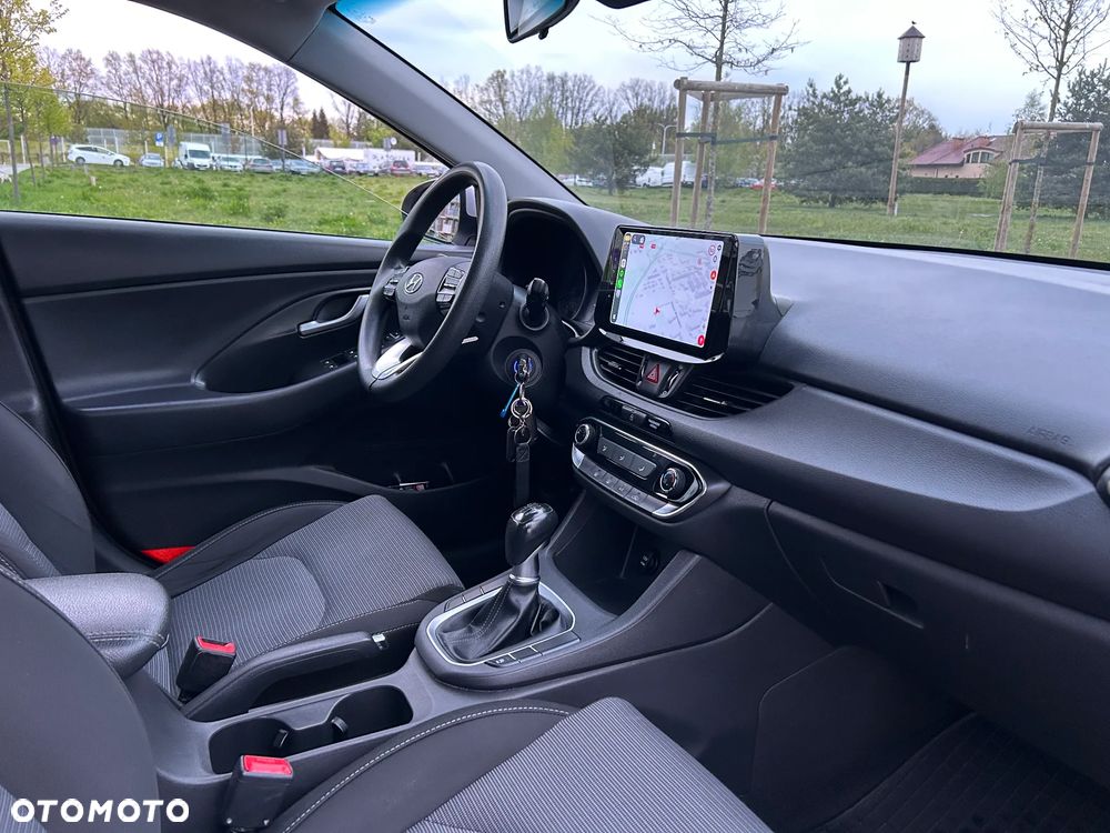 Hyundai i30 1.4 Classic + - 6