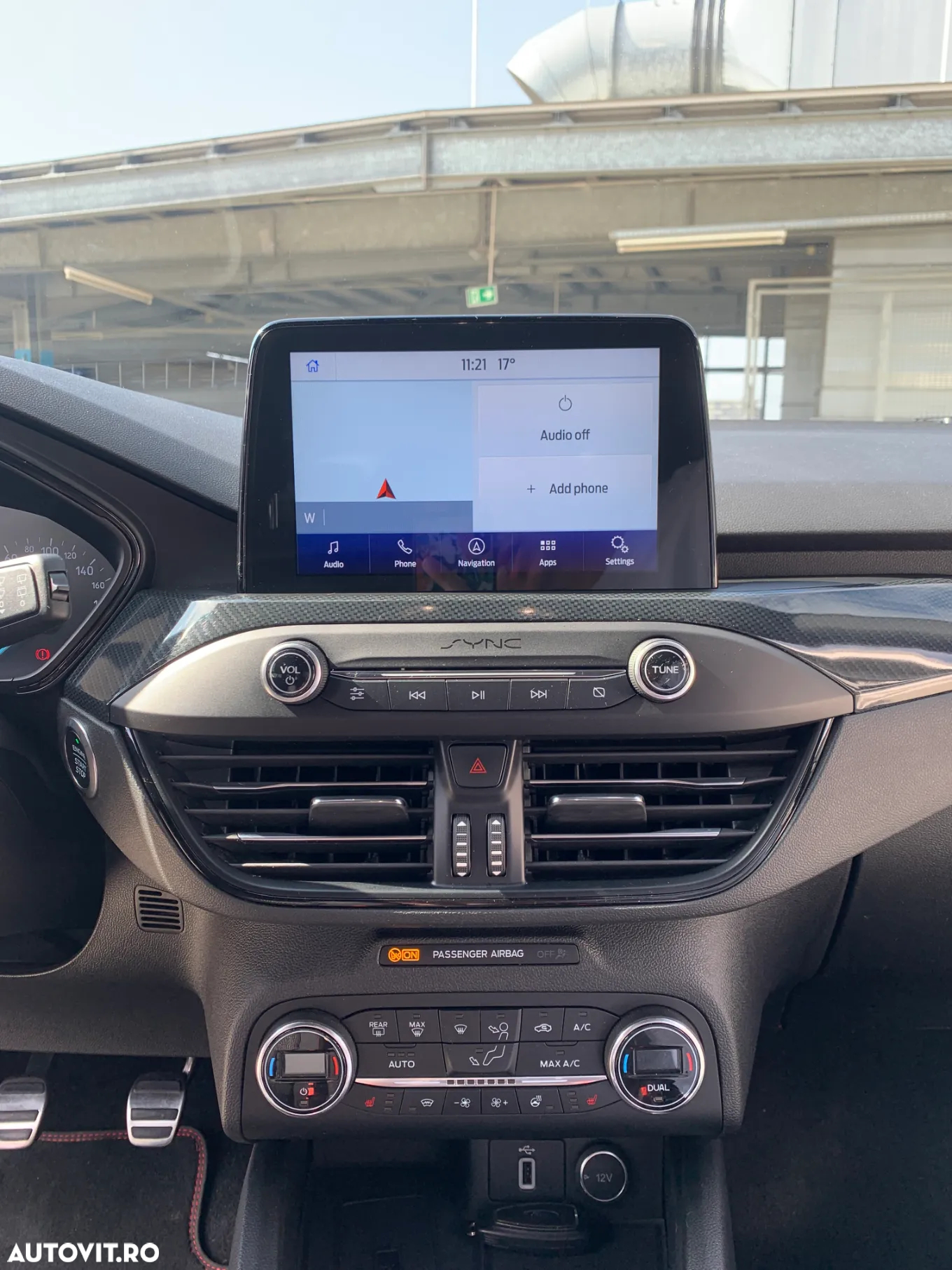 Ford Focus 1.0 EcoBoost ST-Line - 12