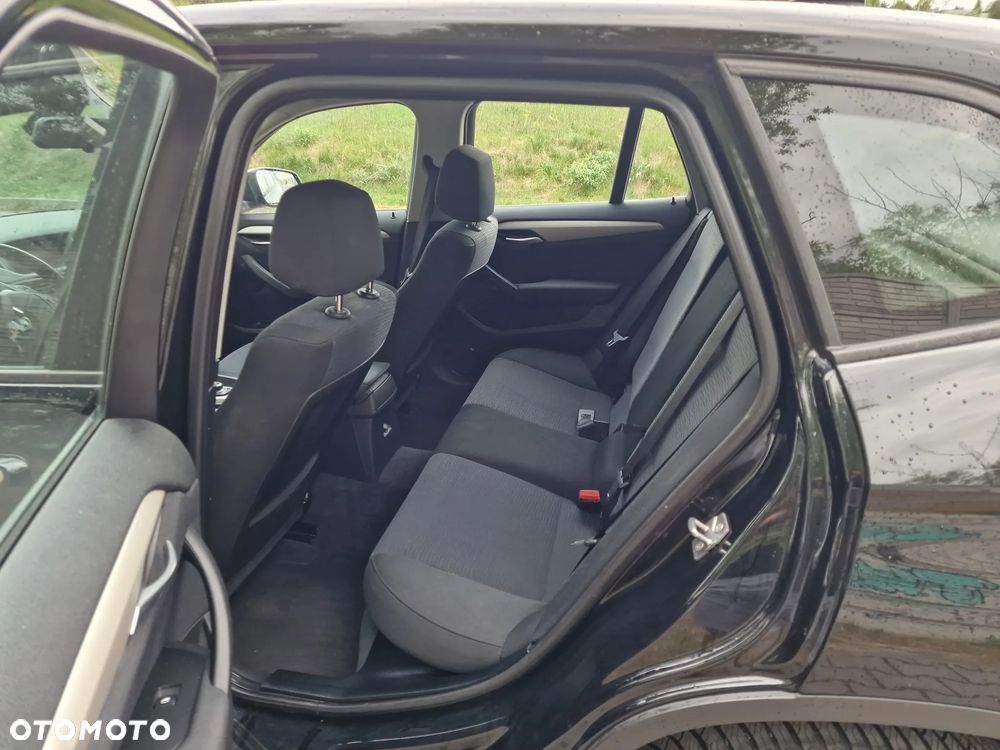 BMW X1 sDrive18d xLine - 10