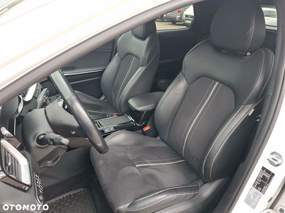 Kia XCeed 1.5 T-GDI MHEV Prestige Line DCT - 11
