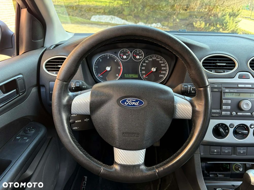 Ford Focus 1.8 TDCi Ambiente - 13