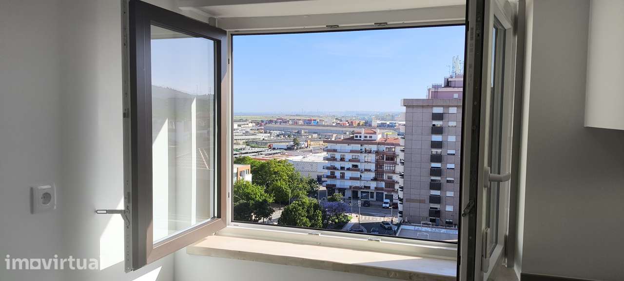 Apartamento a estrear após uma remodelação total - Grande imagem: 2/26