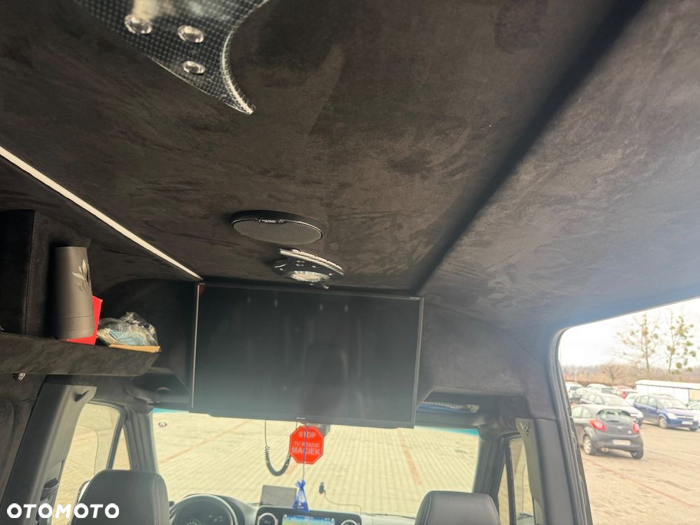 Mercedes-Benz Sprinter - 18