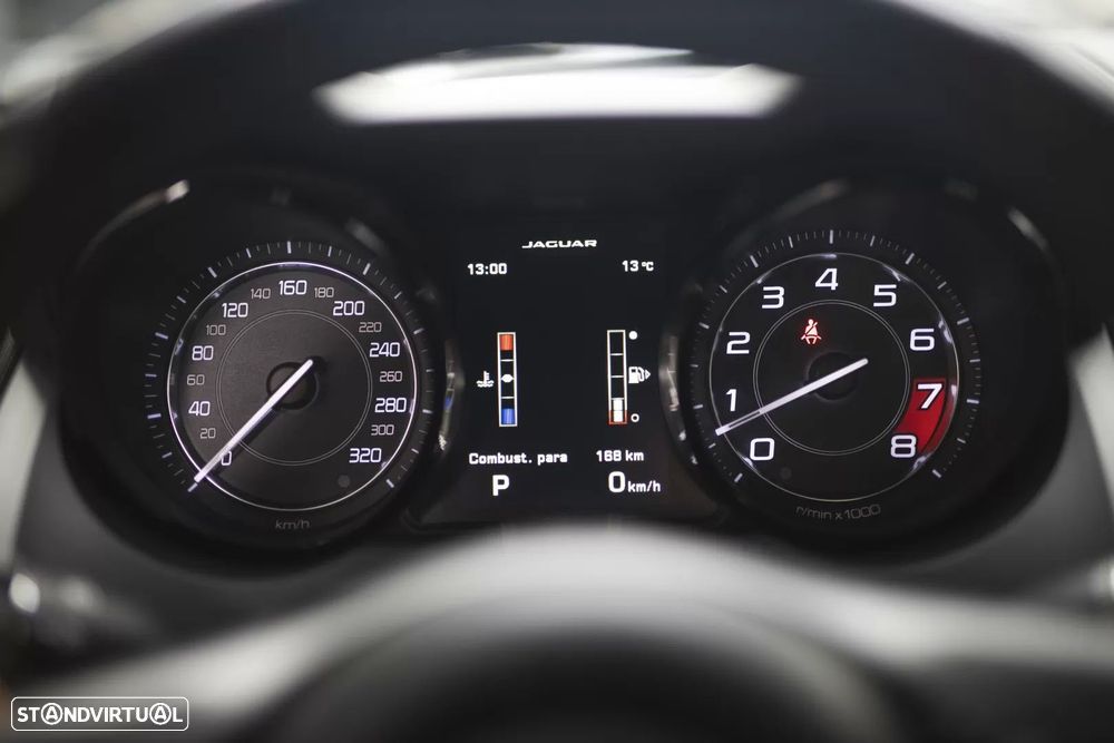 Jaguar F-Type V8 S - 8