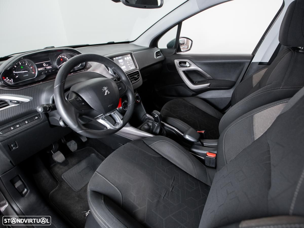 Peugeot 2008 - 7