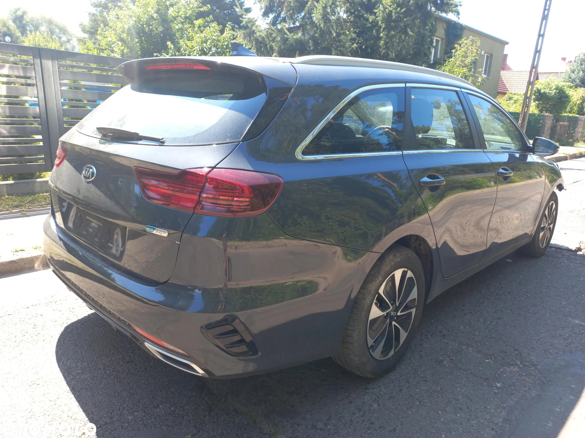 Kia Ceed SW 1.6 GDI DCT OPF Plug-in-Hybrid Platinum - 4