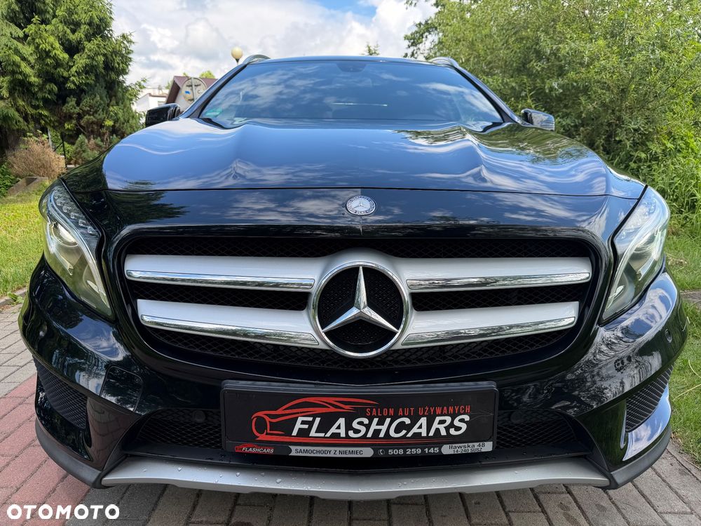 Mercedes-Benz GLA 200 AMG Line - 8