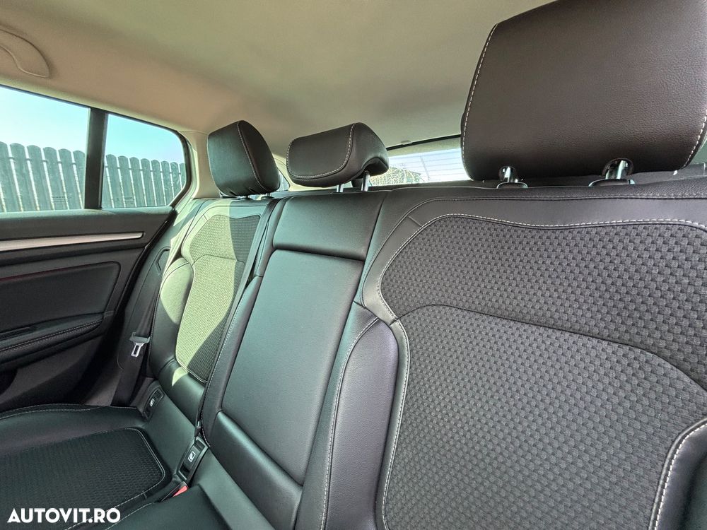 Renault Megane ENERGY TCe 130 BOSE EDITION - 23