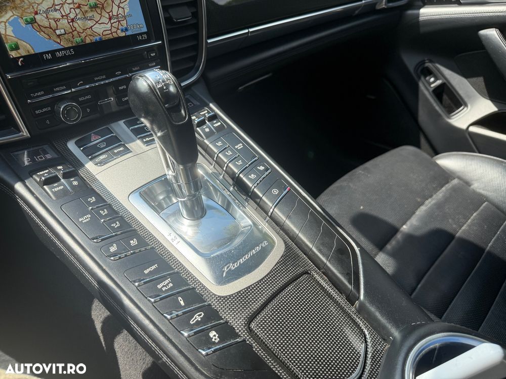 Porsche Panamera 3.0 Tiptronic S - 22