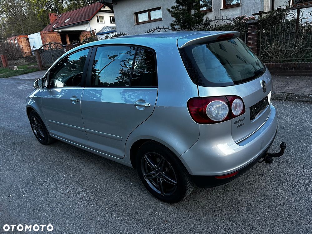 Volkswagen Golf Plus 1.6 FSI Comfortline - 10