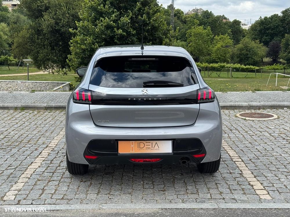 Peugeot 208 - 5