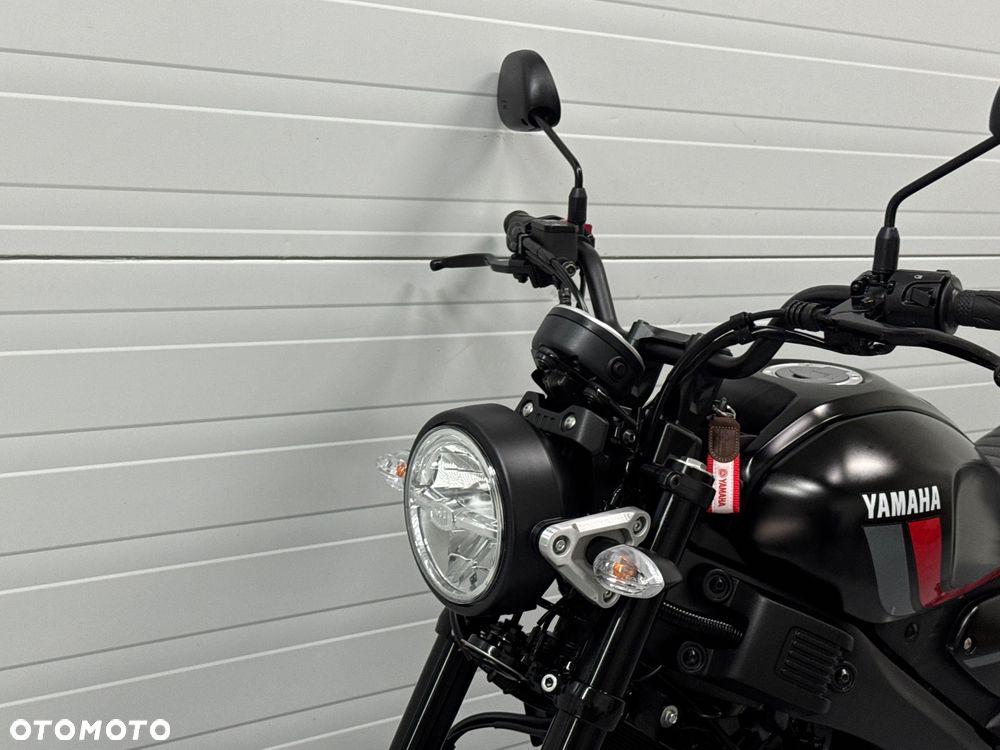 Yamaha XSR - 18