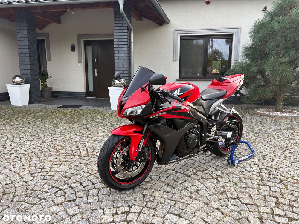 Honda CBR - 25
