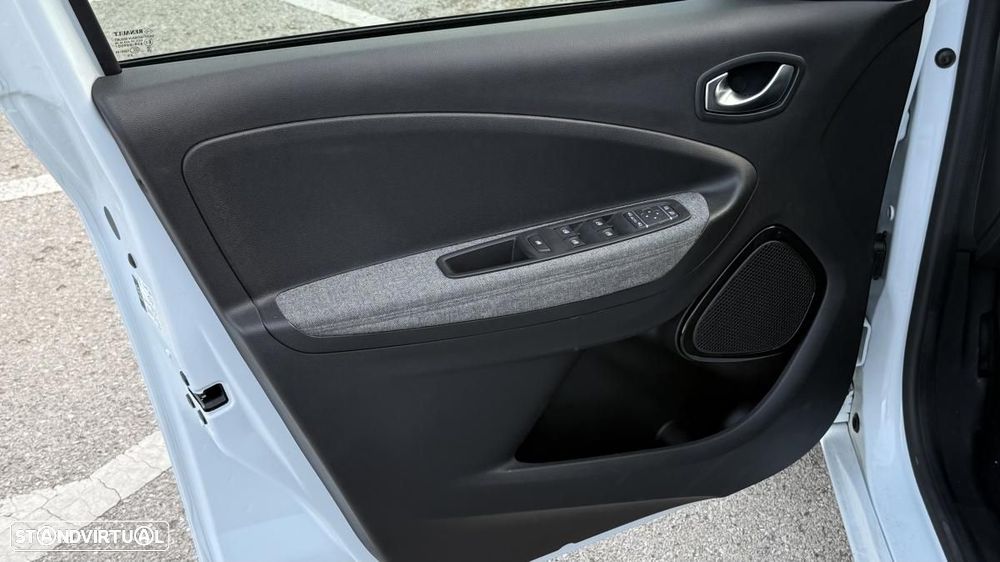 Renault Zoe - 15