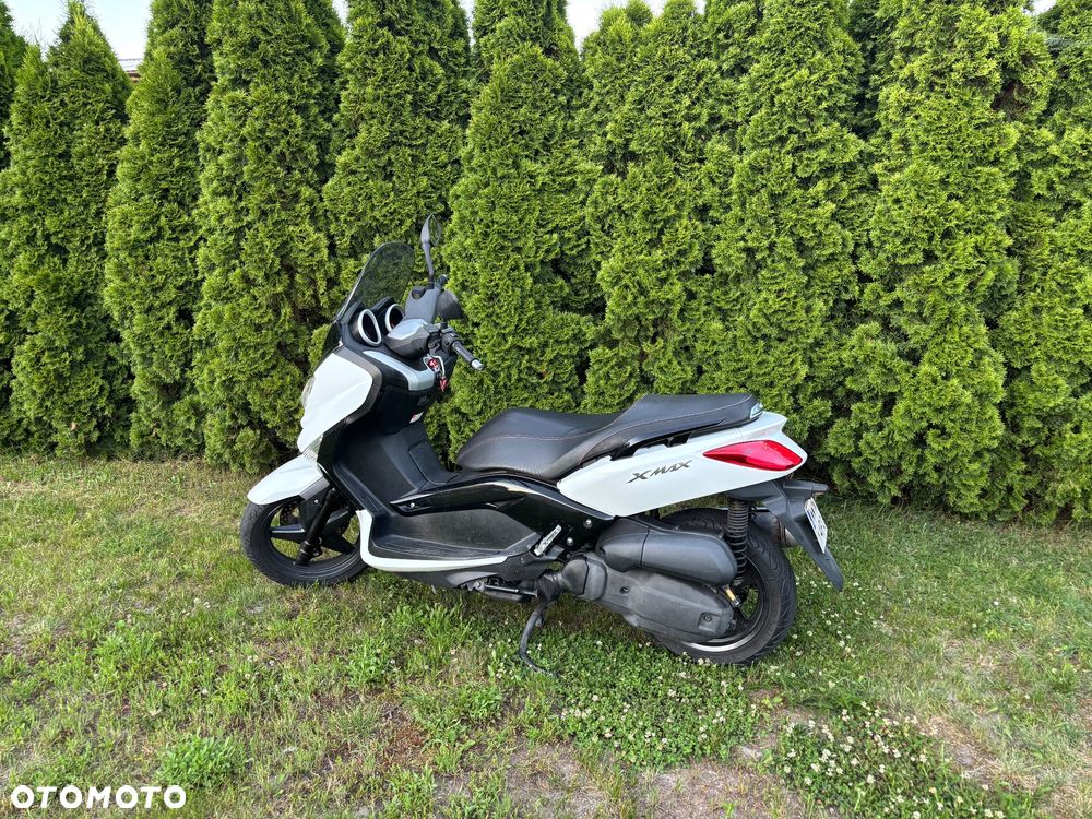 Yamaha X-max - 4