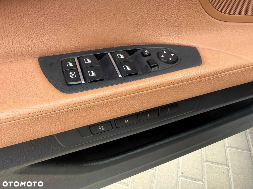 BMW Seria 7 - 7