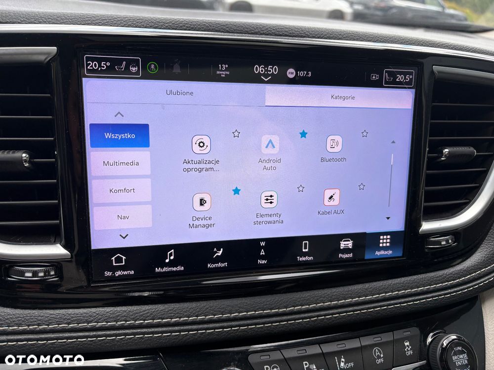 Chrysler Pacifica - 29