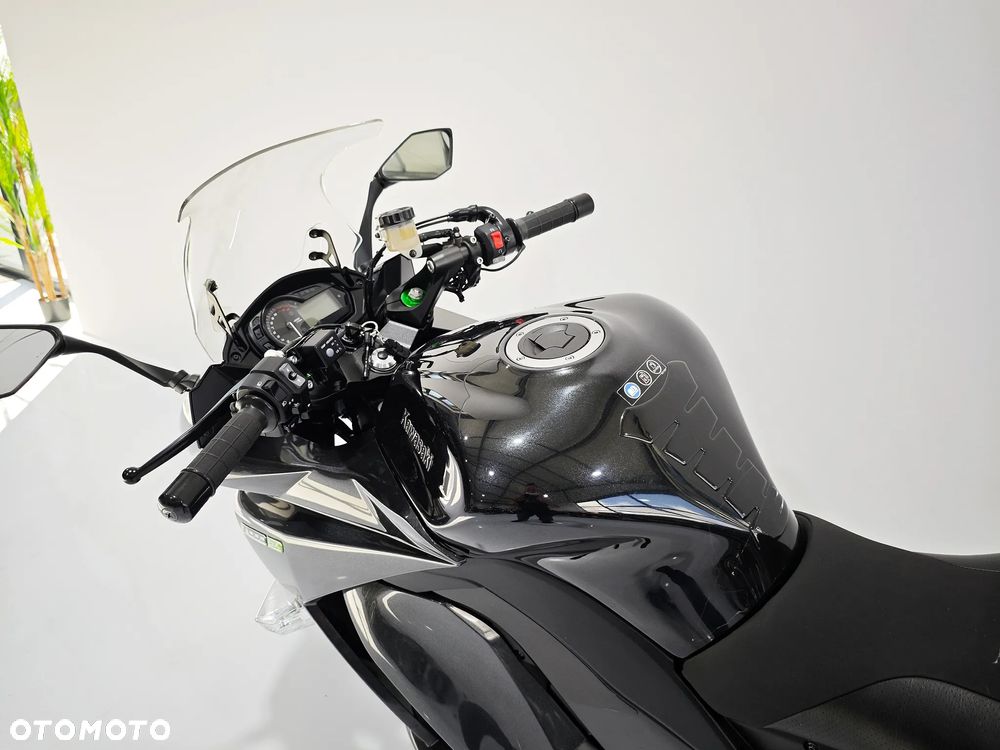 Kawasaki Ninja 1000 SX - 17