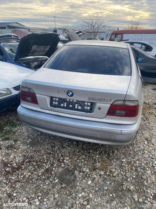 Dezmembrez BMW seria 5 E39 - 3