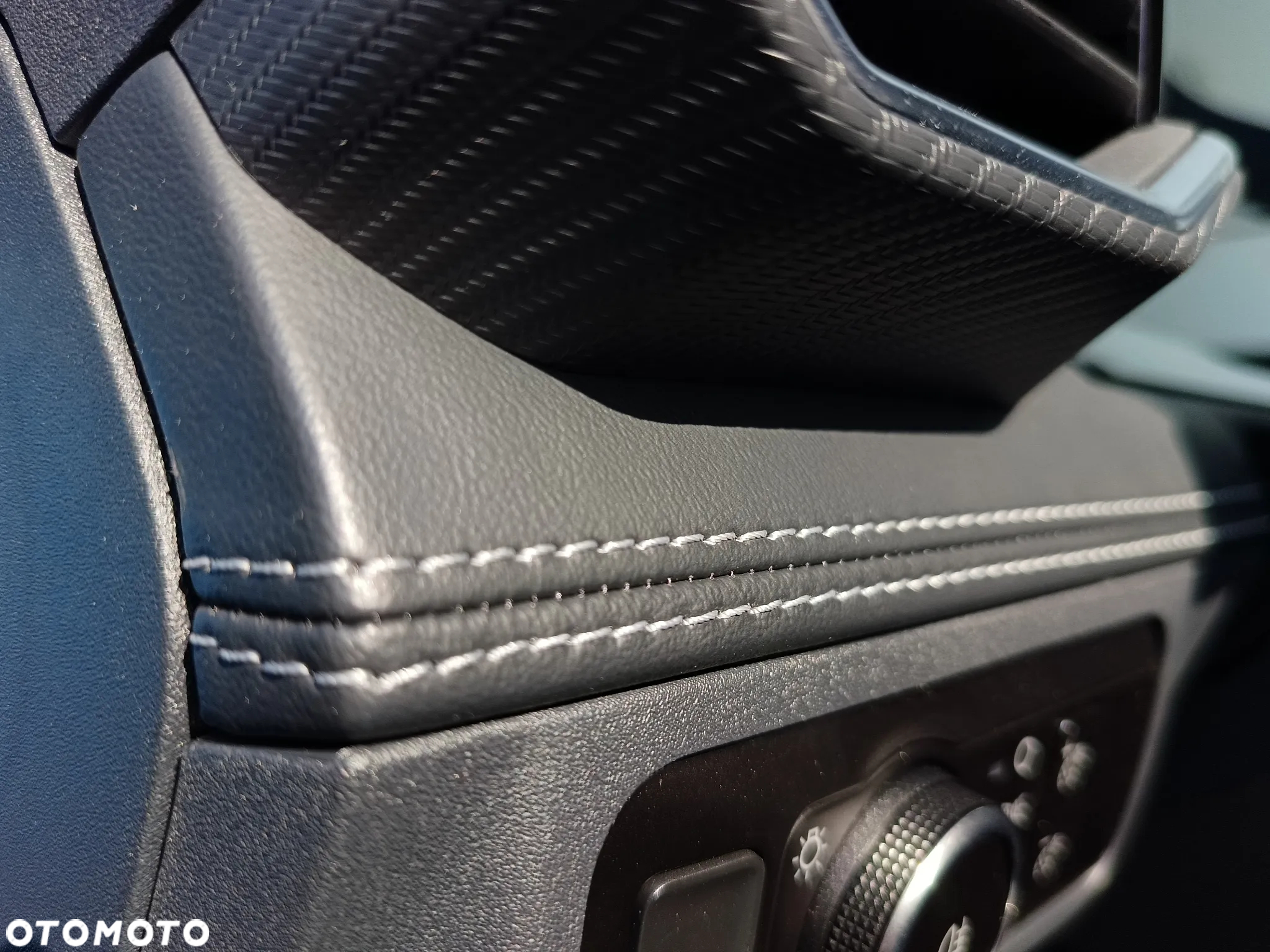 Ford Mustang 5.0 V8 GT - 19