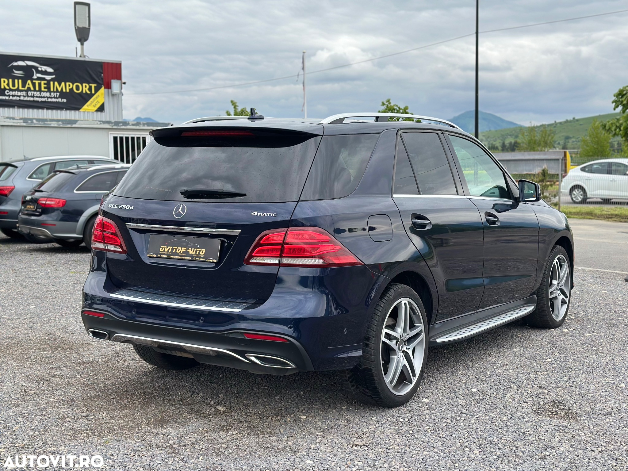 Mercedes-Benz GLE 250 d 4Matic 9G-TRONIC AMG Line - 4