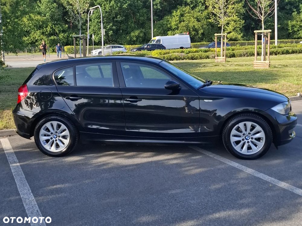 BMW Seria 1 118i - 3