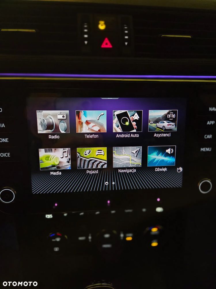 Skoda Superb 2.0 TSI Sportline DSG - 26