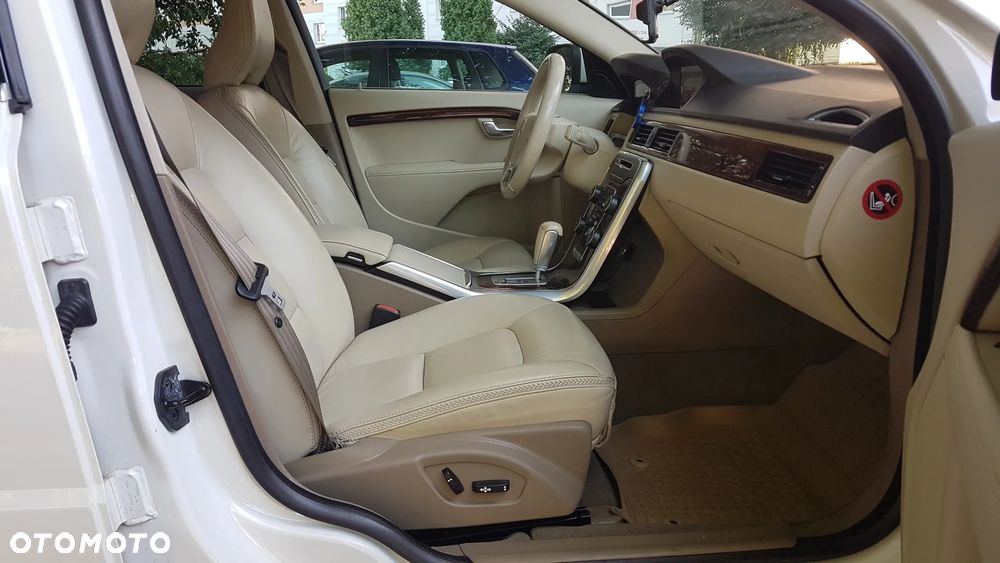 Volvo XC 70 3.2 AWD Summum - 5