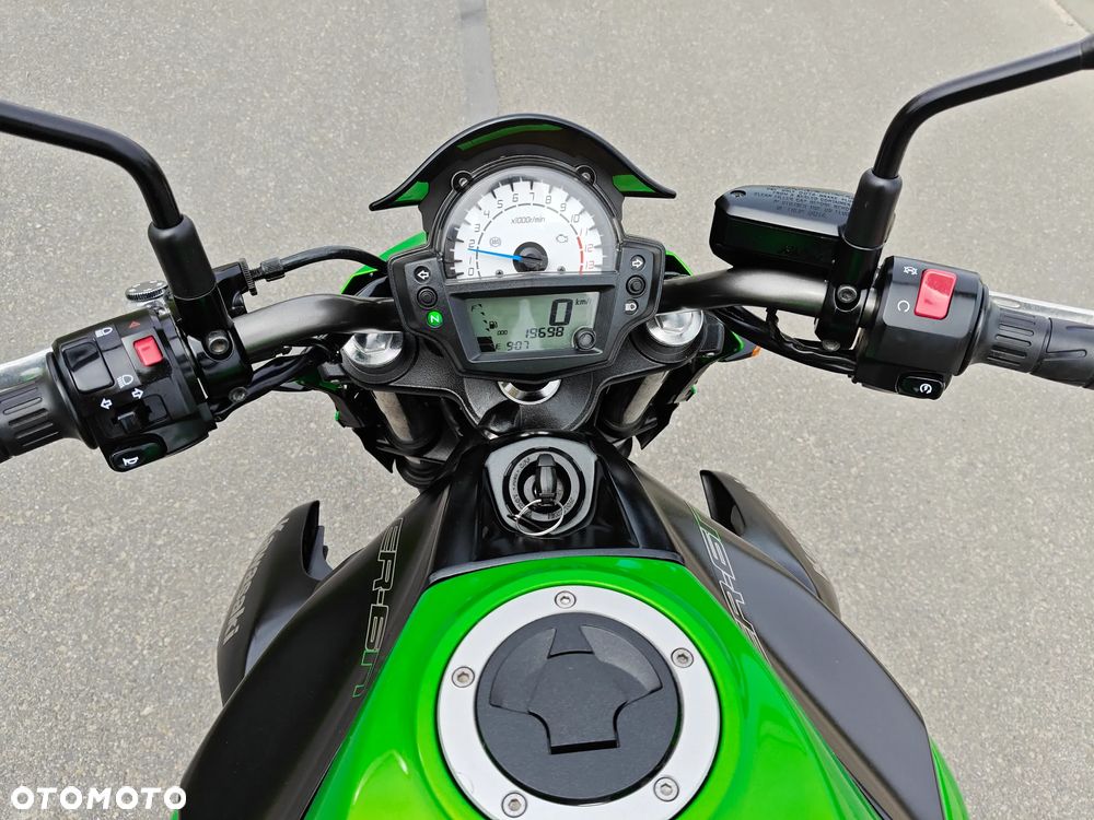 Kawasaki ER - 12