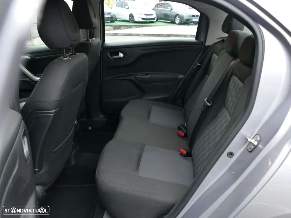 Citroën C-Elysée 1.5 BlueHDi Shine - 14