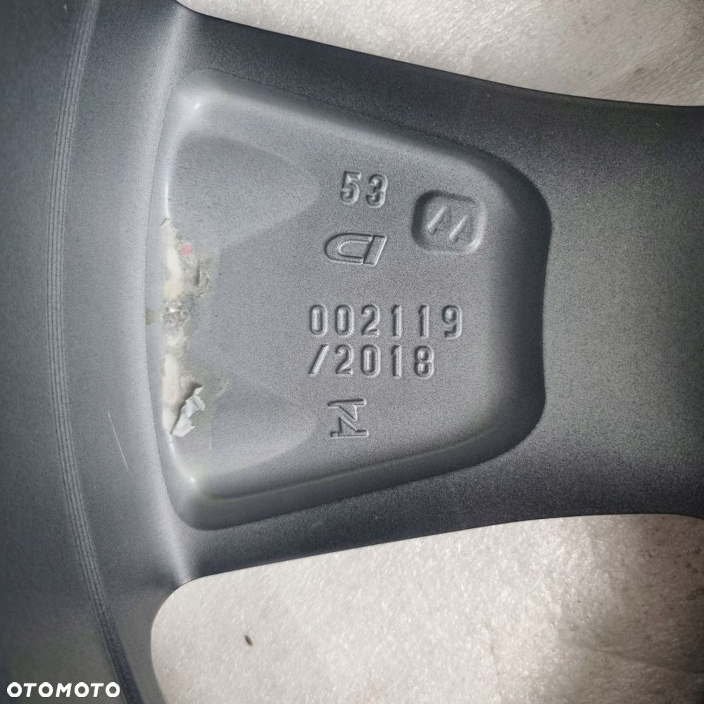 FELGA LEXUS UX ET45 5X114,3 7X18 18 60,1 - 12