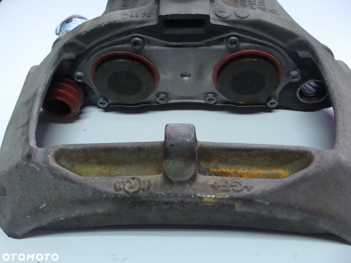 ZACISK NOWY MERCEDES A0024203883 - 2