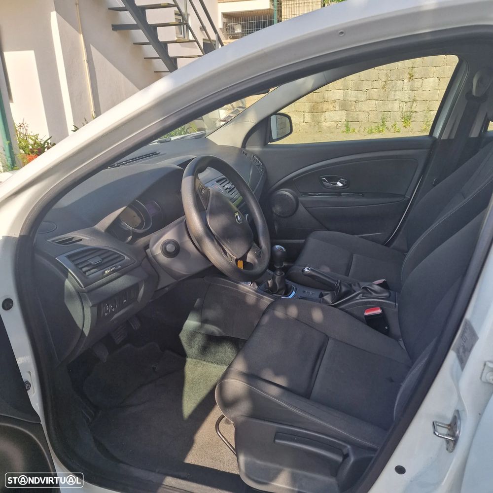 Renault Mégane 1.5 dCi Confort - 7