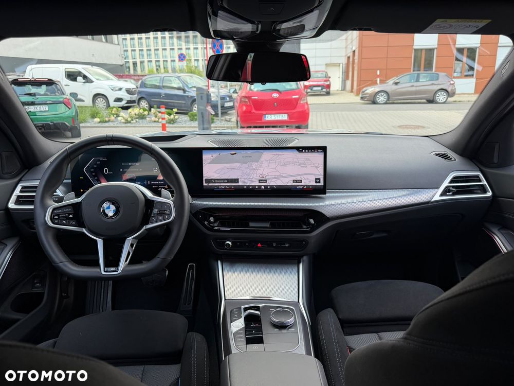 BMW Seria 3 330i xDrive M Sport sport - 15