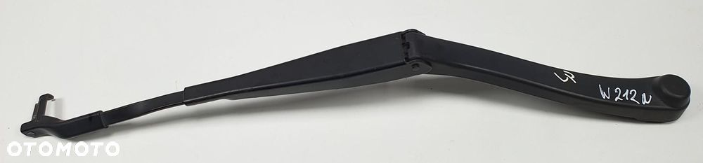 RAMIE WYCIERACZKI LEWE MERCEDES W212 EUROPA - 1