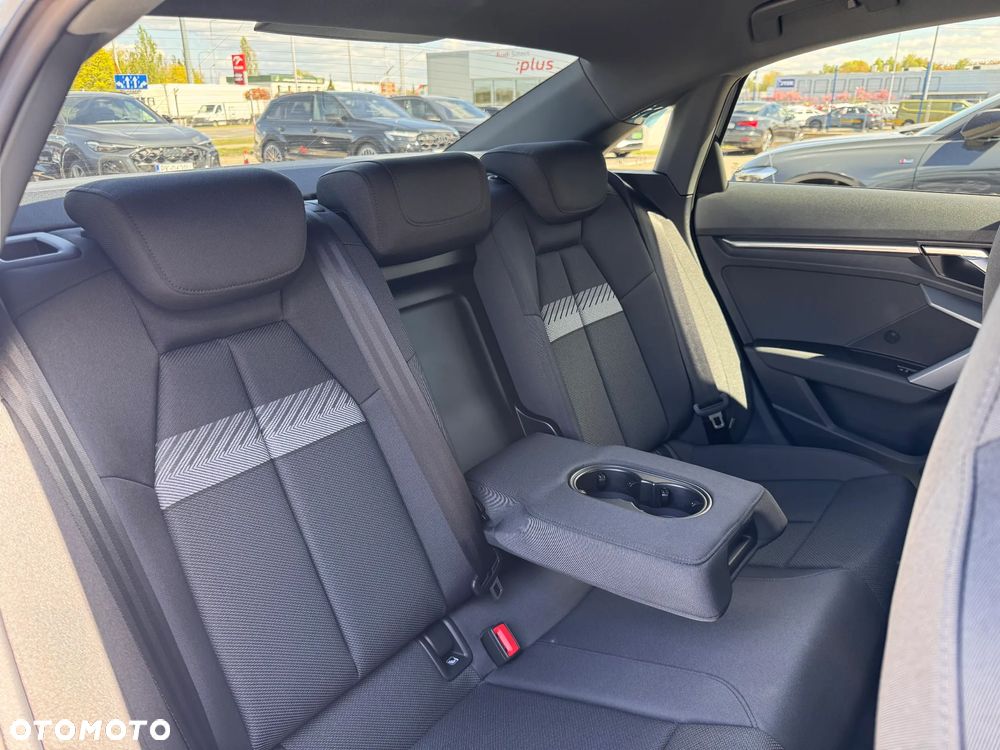 Audi A3 Limousine TFSI 110 kW Advanced - 28