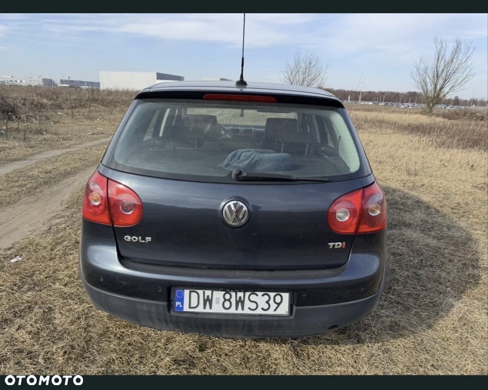 Volkswagen Golf 1.9 TDI Comfortline - 6