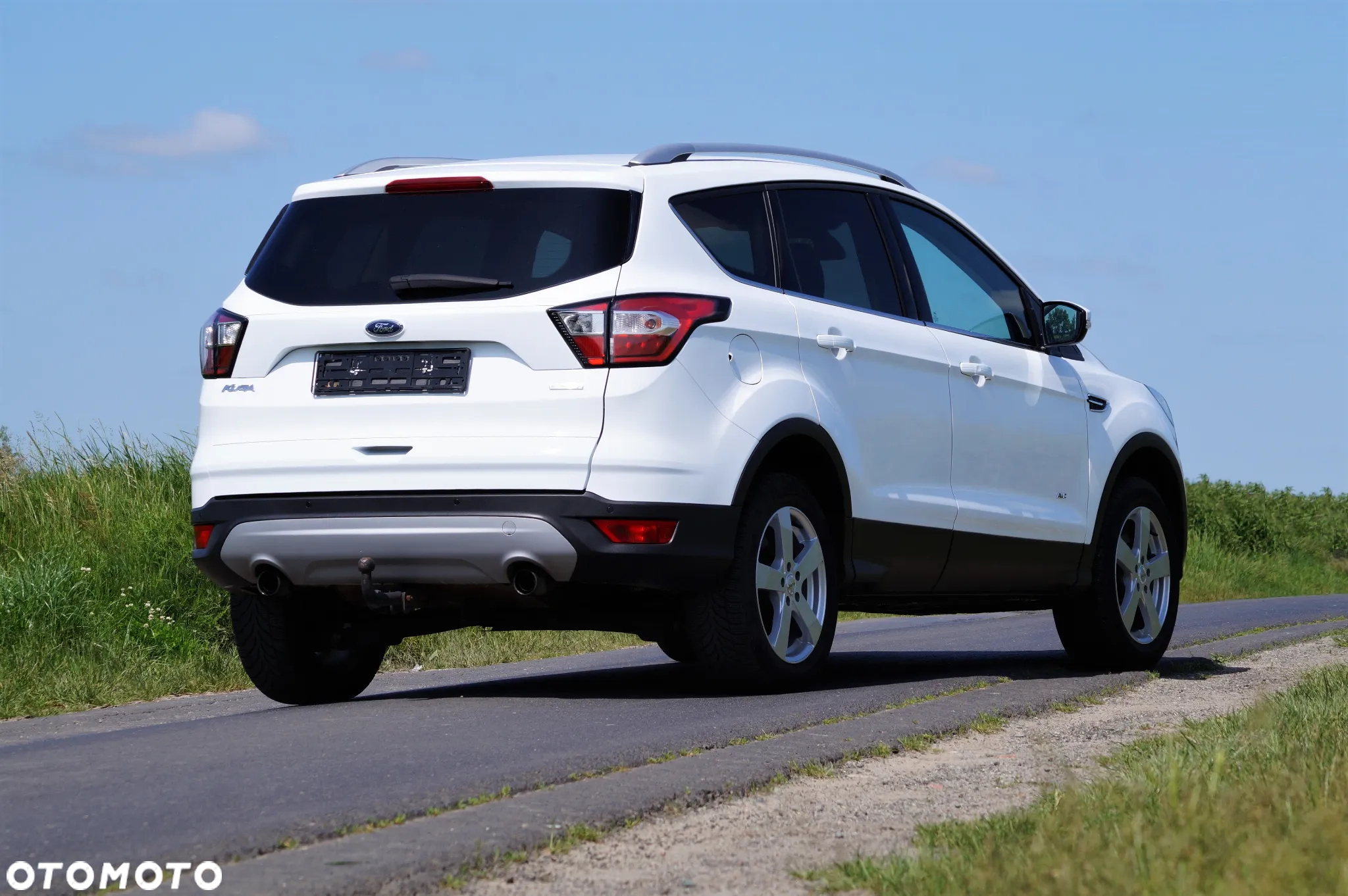 Ford Kuga - 10