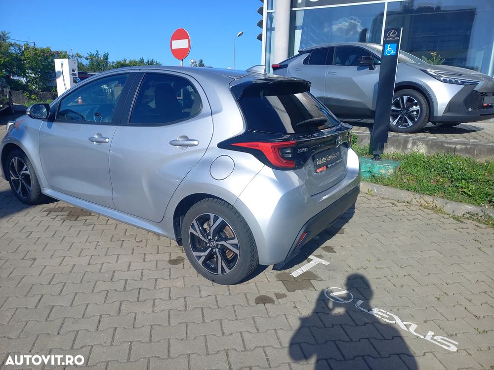 Toyota Yaris 1.5 116 CP HEV Business - 6