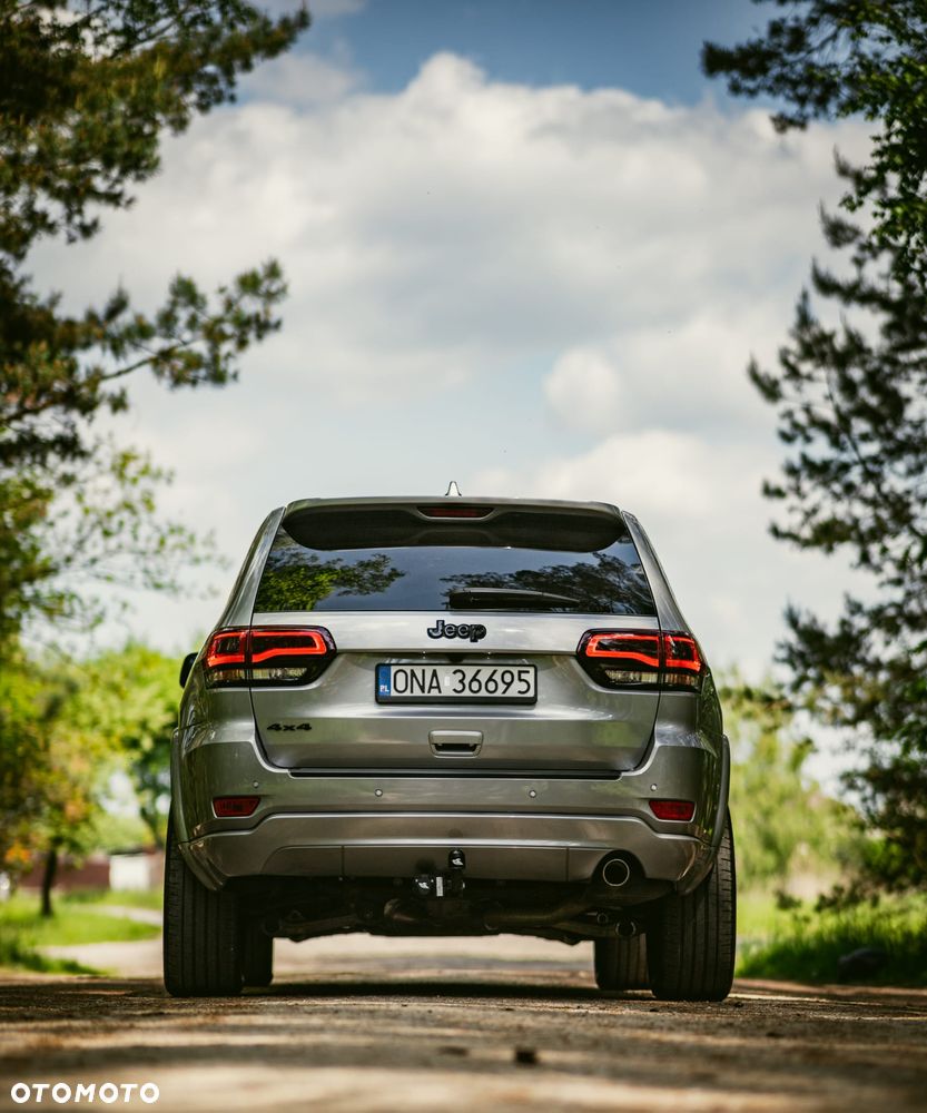 Jeep Grand Cherokee - 4