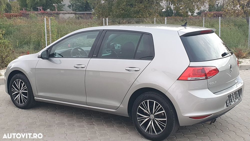 Volkswagen Golf 1.4 TSI BlueMotion Technology DSG Allstar - 3