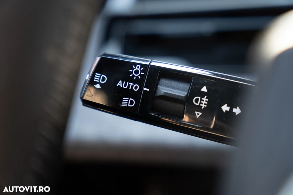 Peugeot 3008 1.2 Hybrid 145 e-DCS6 Allure - 15