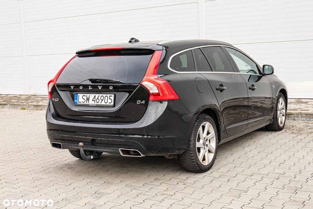 Volvo V60 D4 Drive-E Ocean Race - 9