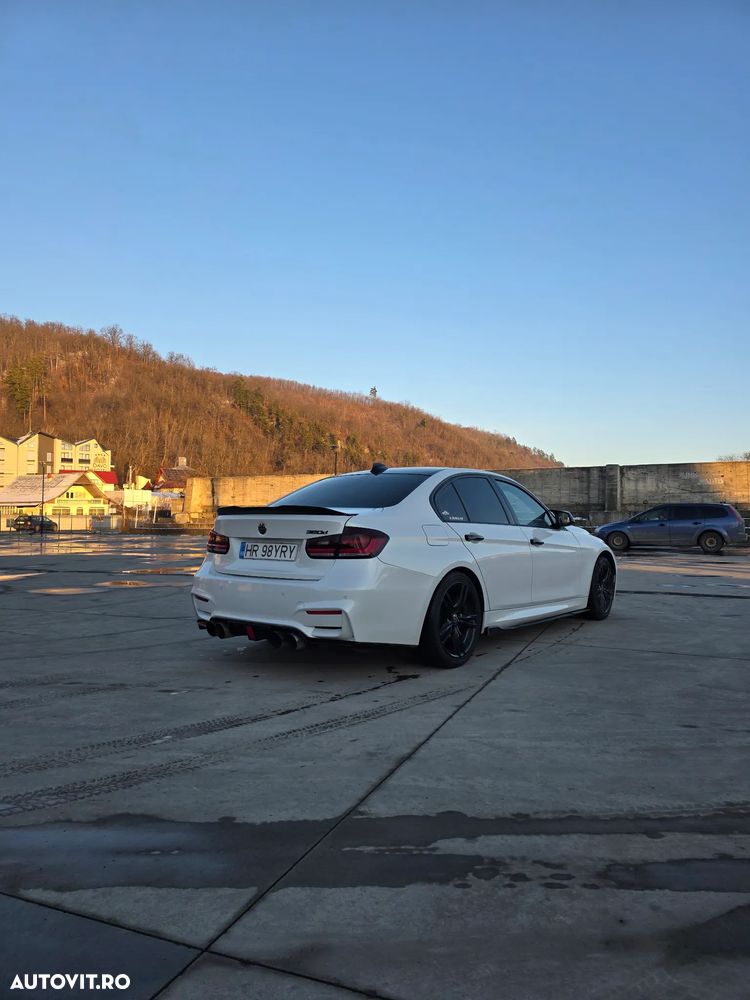 BMW Seria 3 320d - 3