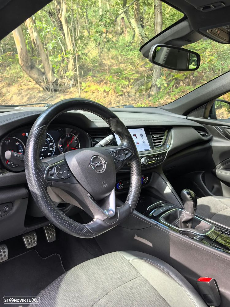 Opel Insignia Sports Tourer - 9