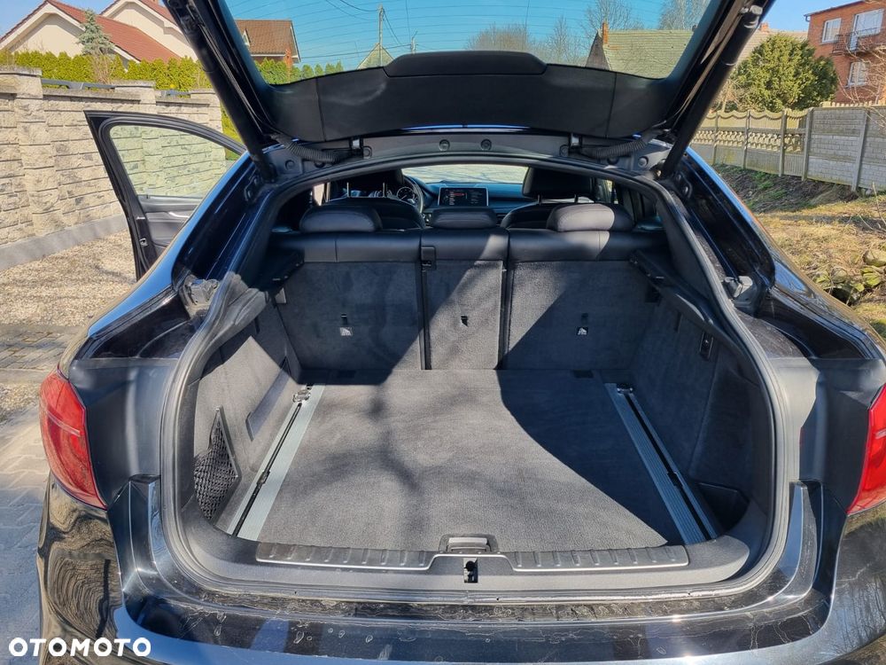 BMW X6 xDriveM50d - 15