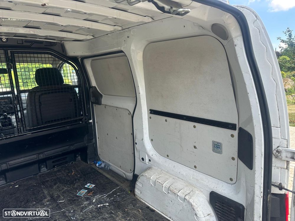 Nissan NV200 - 13