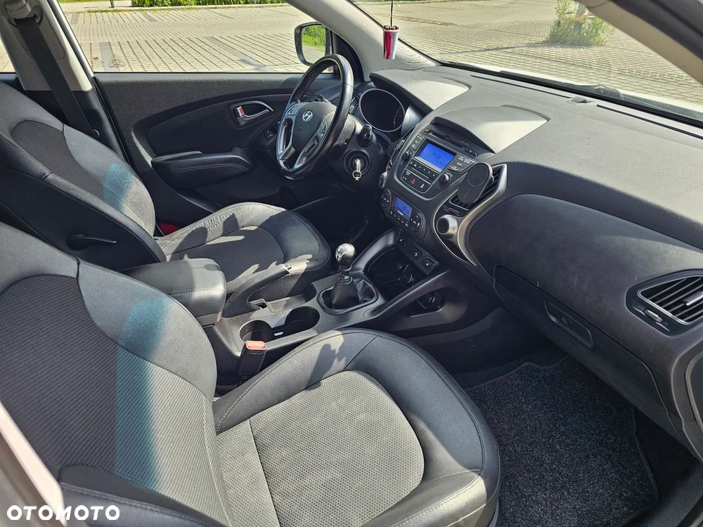 Hyundai ix35 1.7 CRDi Comfort 2WD - 12